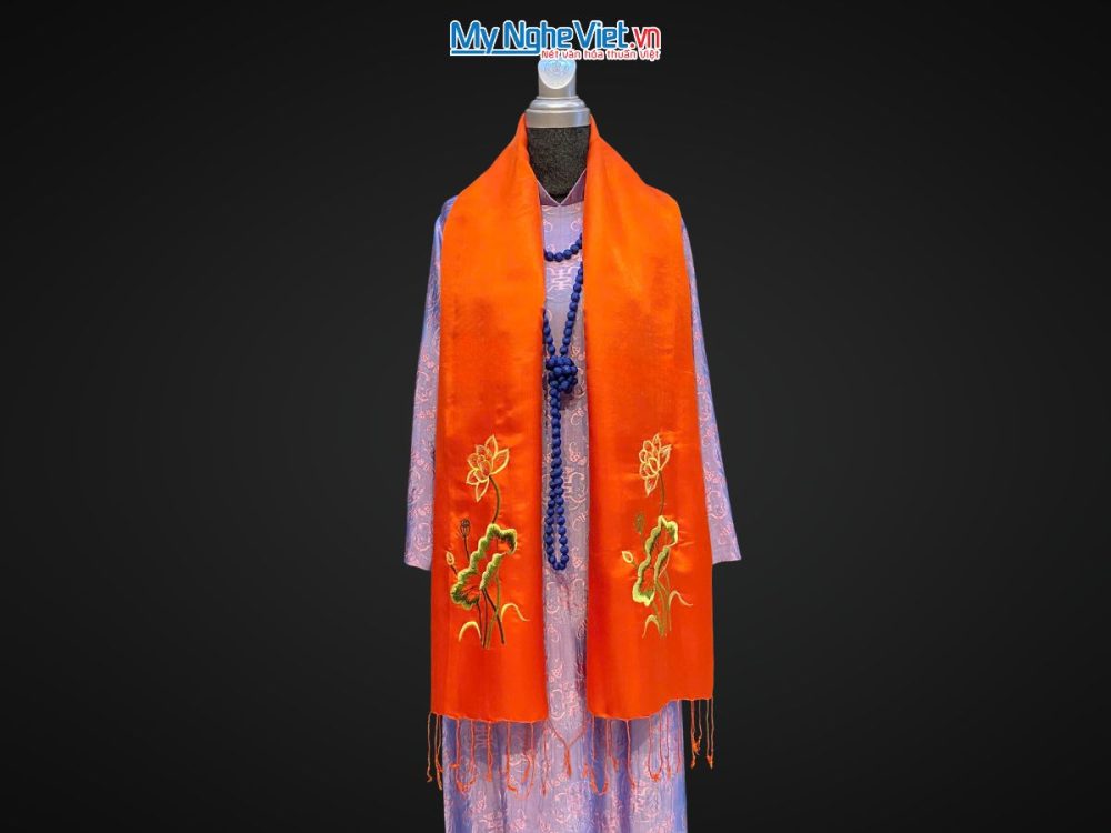 khăn lụa Hà Đông Thêu Sen MNV (4)