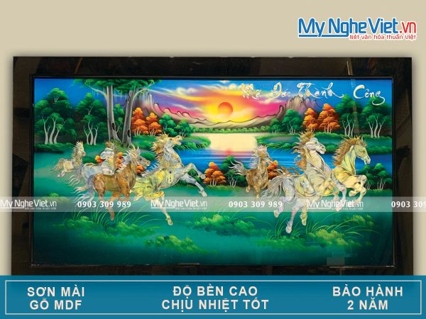 Tranh Sơn mài Mã đáo thành công nền xanh MNV-TSM7138