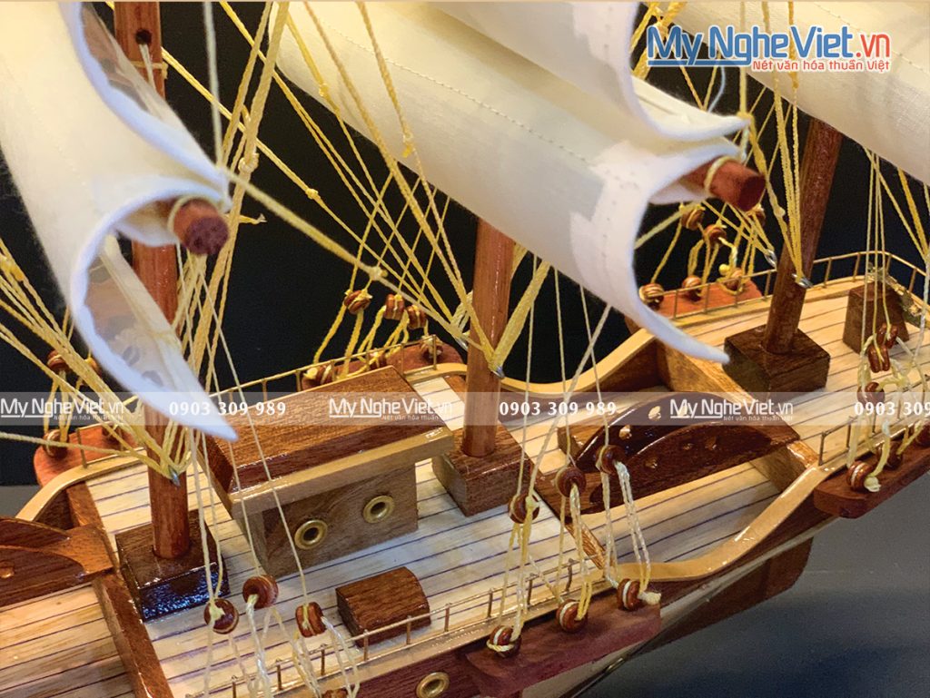 Mô hình thuyền France II