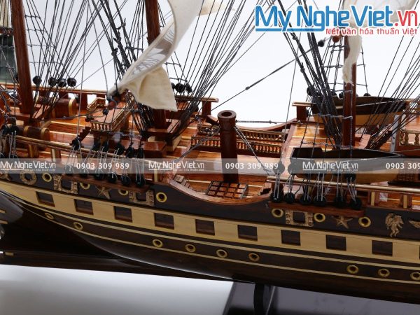 Mô hình thuyền France II gỗ còng