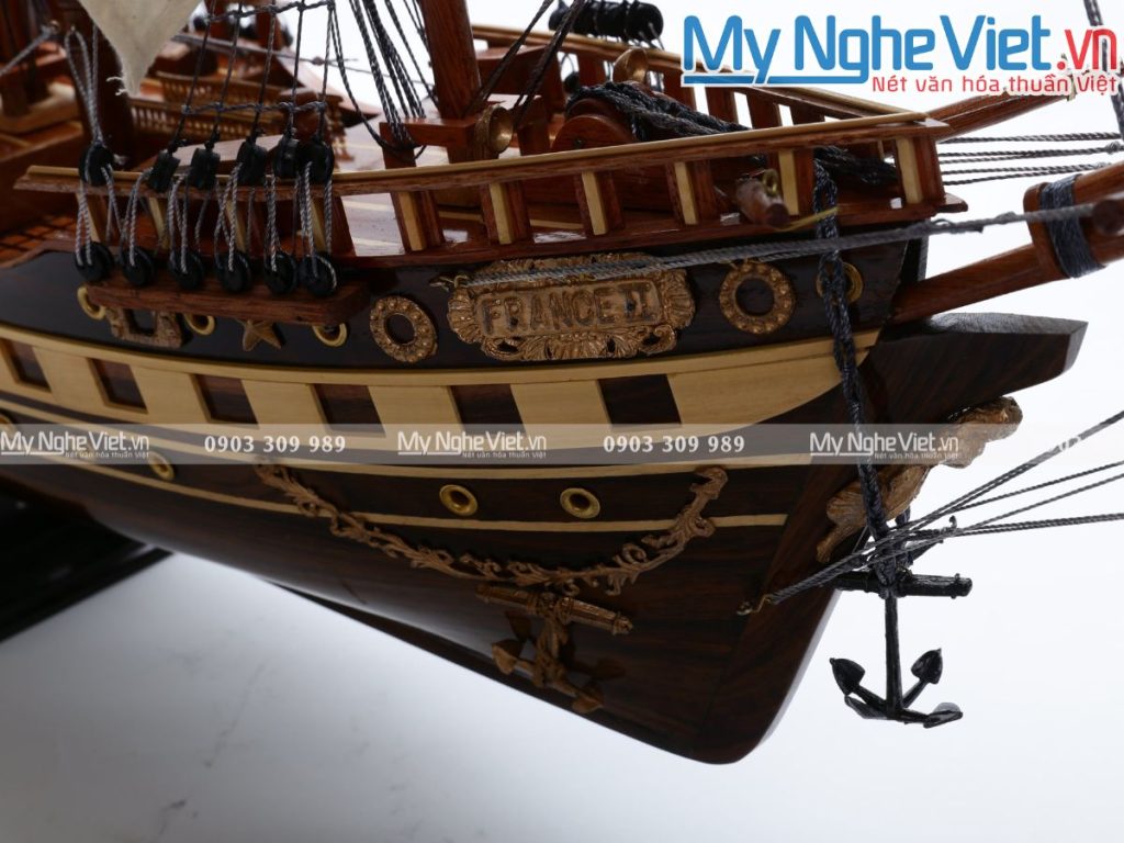 Mô hình thuyền France II gỗ còng