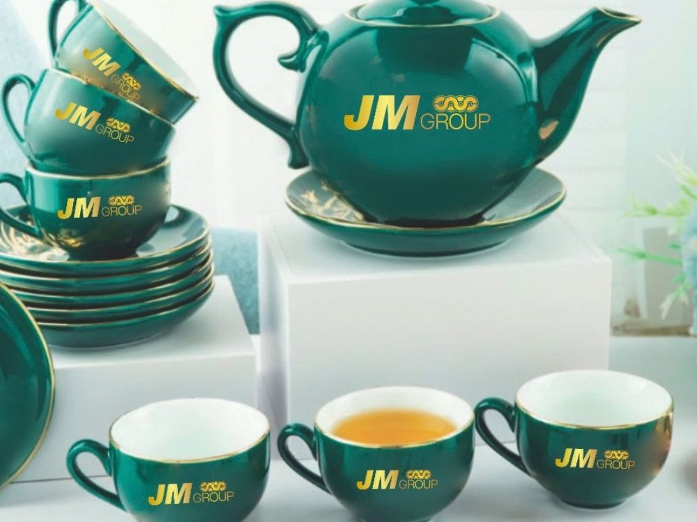 Bình Trà Bát Tràng Chóp Lửa Men Xanh In Logo