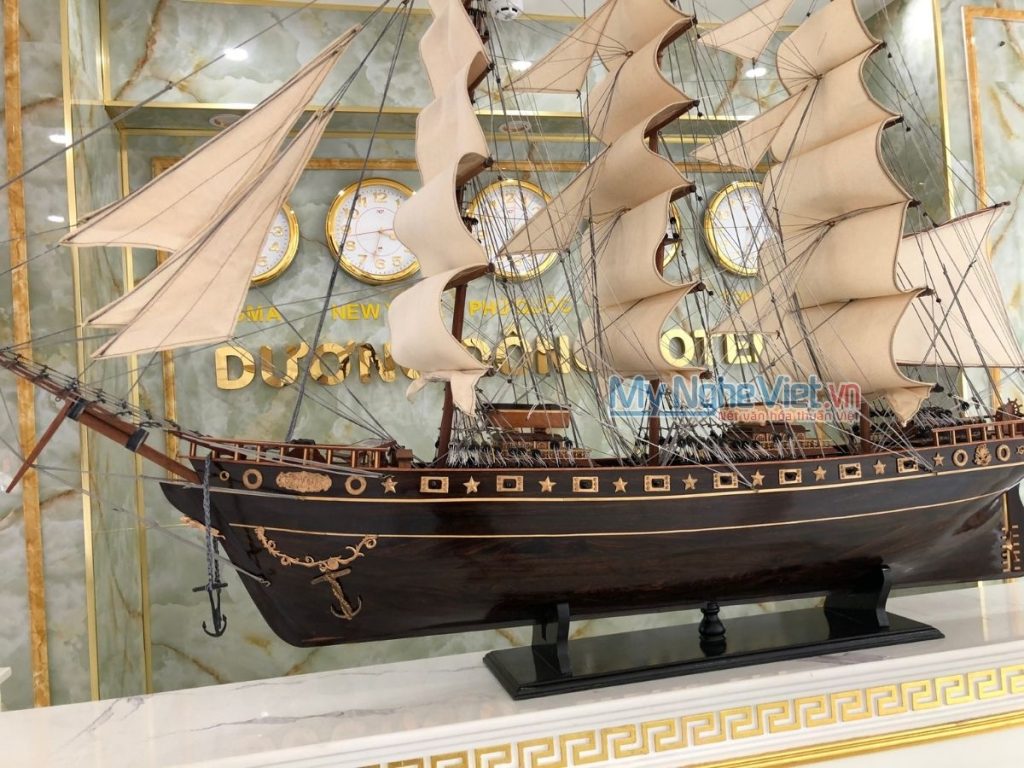 Mô Hình Thuyền Buồm Trang Trí Cutty Sark Đen (Thân 1.5m) MNV-TB05-1.5m