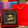 Tranh Sen Dát Vàng 24K – Quà Tặng Ý Nghĩa Và Sang Trọng