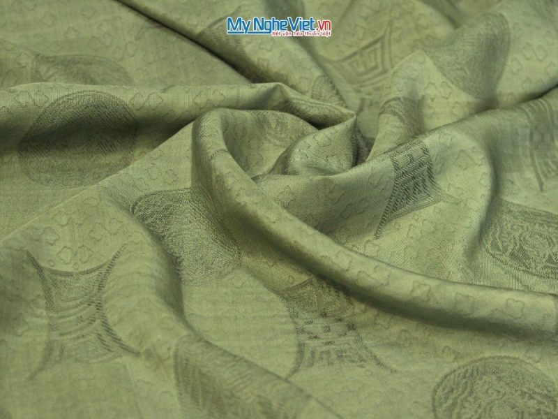 Khăn lụa vân cổ chiện thọ màu xanh rêu - Lụa Hà Đông 80x180cm KLNL89-2 - Ảnh 3