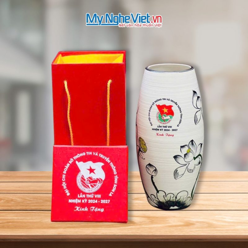 Lọ Hoa Gốm Dáng Quả Boom In Logo