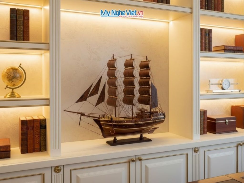 Mô hình thuyền buồm Kaiwo Maru gỗ cẩm lai