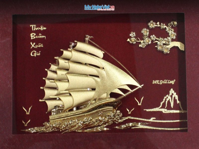 Tranh thuận buồm dát vàng để bàn 24k 26x33cm + Hộp xilot đỏ – MNVHD04.6 - Ảnh 3