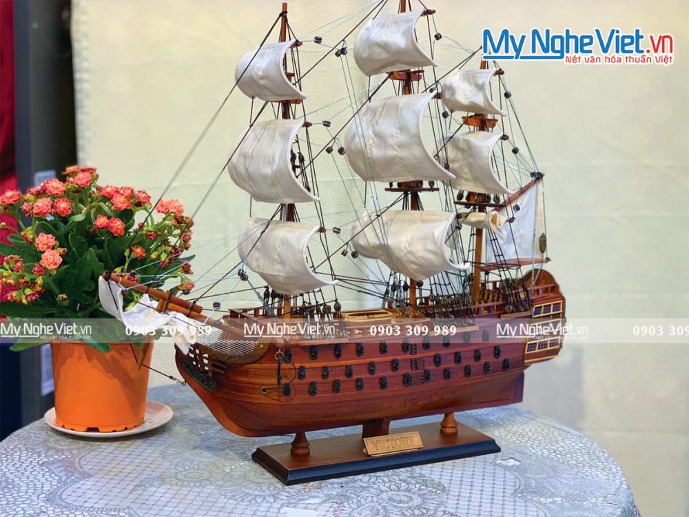 Mô hình tàu chiến cổ HMS Victory gỗ căm xe thân 40cm MNV-TB31/40