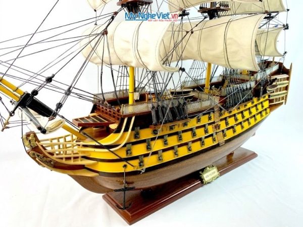 Mô hình tàu chiến Cổ HMS Victory