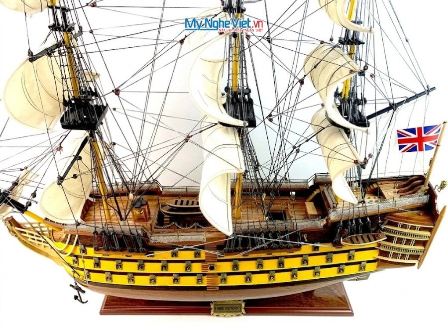 Mô hình tàu chiến Cổ HMS Victory