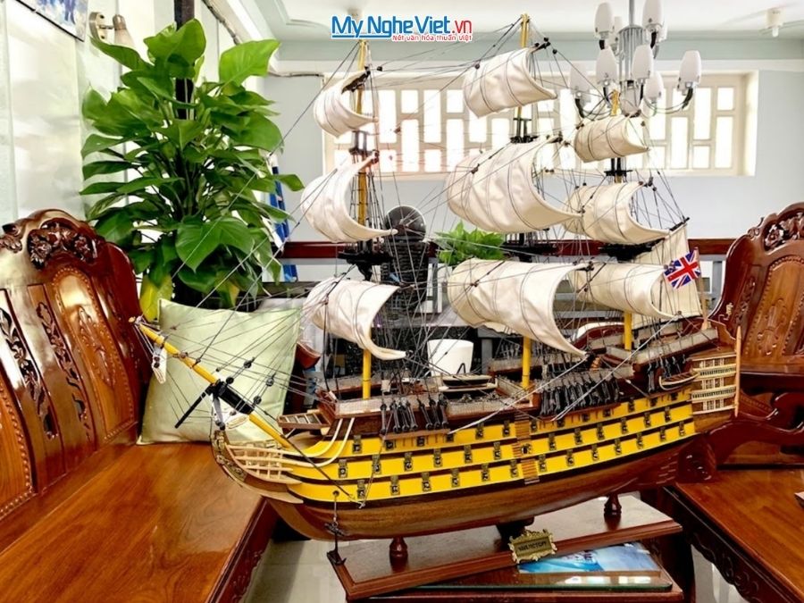 Mô hình tàu chiến Cổ HMS Victory