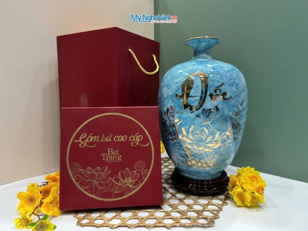 Bình thu tài hút lộc dáng cao vân đá xanh chữ Đức