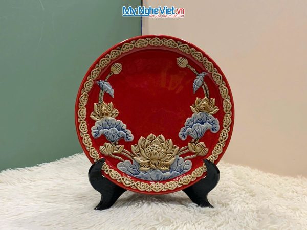 Tranh đĩa gốm sứ Hoa Sen Màu Đỏ