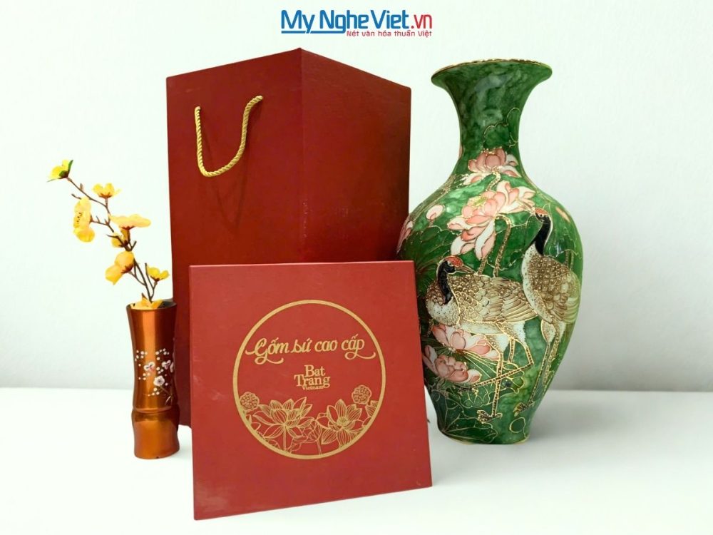 Bình Thu tài dáng cao vẽ vàng kim hạc sen và hộp xi