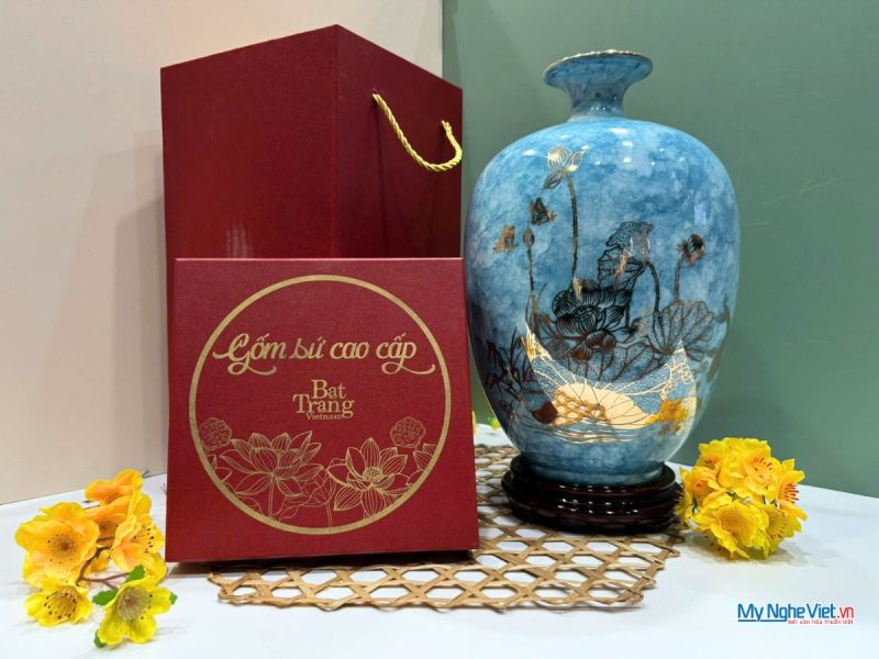 Bình thu tài hút lộc dáng cao vân đá xanh chữ Đức - Ảnh 2