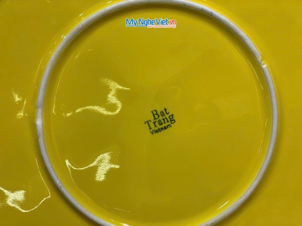 Tranh Đĩa Gốm Bát Tràng Thuận Buồm Vàng Đắp Nổi