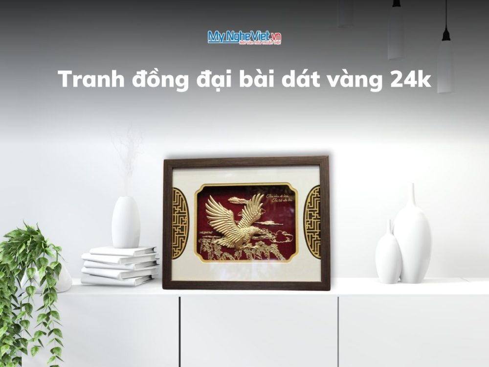 Tranh đại bàng dát vàng để bàn 24k