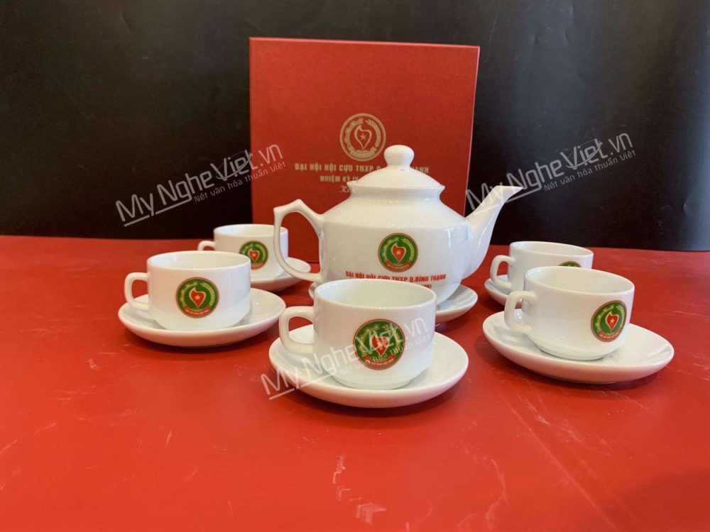 Bộ Bình Trà Dáng Hồng Kông In Logo