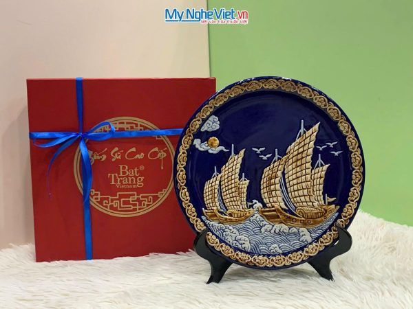 Tranh đĩa gốm sứ Thuận Buồm Xuôi Gió Màu Xanh