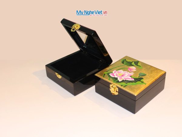 Hộp sơn mài trang sức vuông