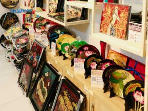 Tranh sơn mài hoa sen cao cấp