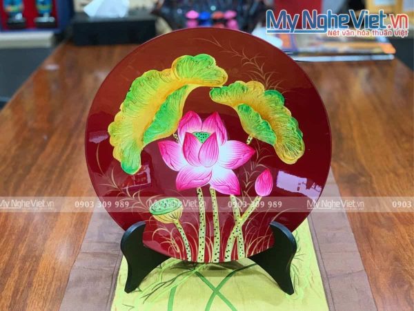Tranh đĩa sơn mài hoa sen đắp nổi D30 MNV-SMA430/D30cm (nền đỏ)