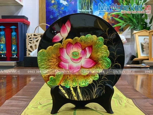 Tranh đĩa sơn mài hoa sen D20 (nền đen)