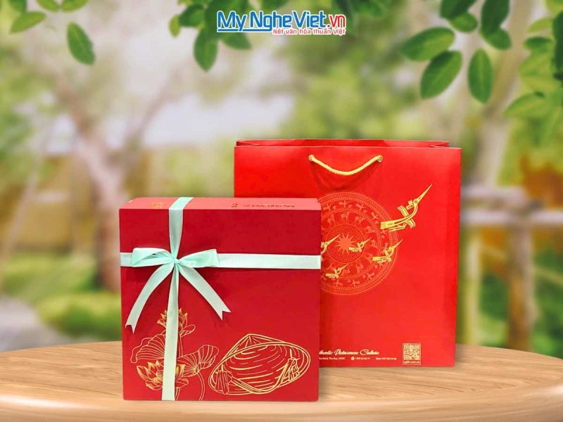Tranh đĩa sơn mài cô gái quỳ nhiều mẫu vàng D25cm TD25-Q + Hộp Cao Cấp - Ảnh 3