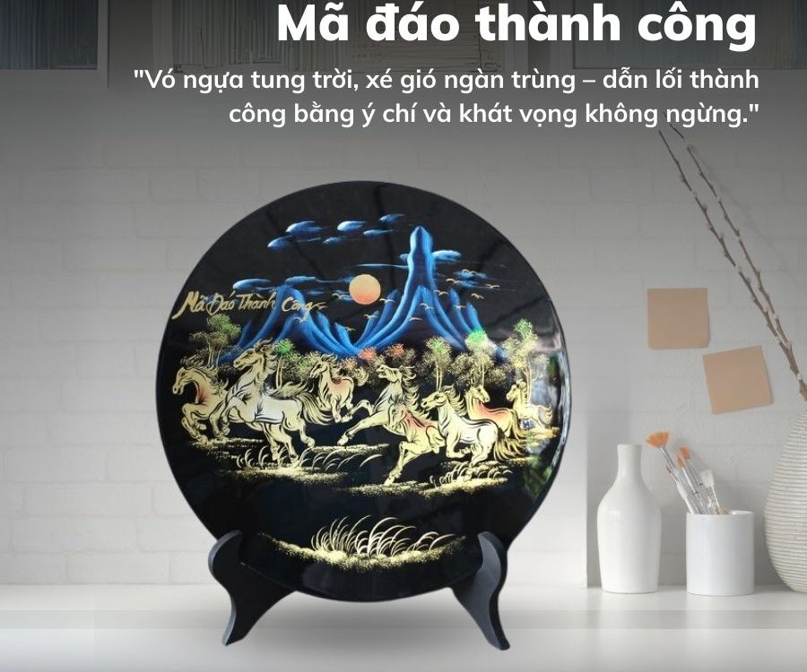 Tranh đĩa sơn mài mã đáo thành công đắp nổi