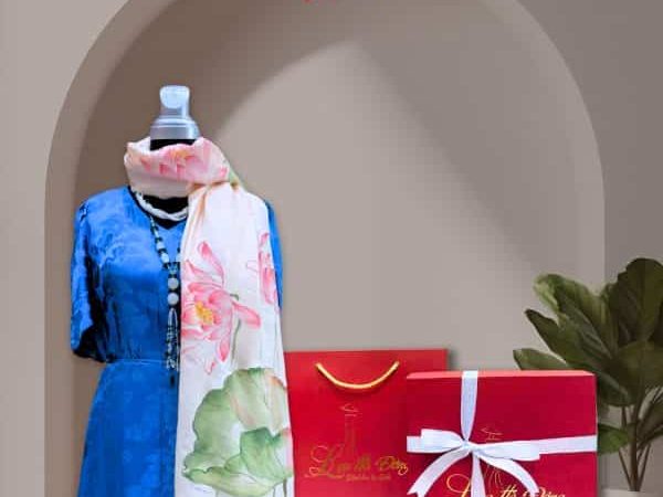 White Ha Dong Silk Scarf with Lotus Painting and Red Gift Box Premium gift bag SGPT70180/8