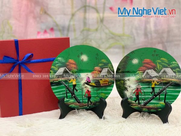 Tranh Đĩa Sơn Mài Cảnh Đồng Quê Nền Xanh Đậm TD20-2