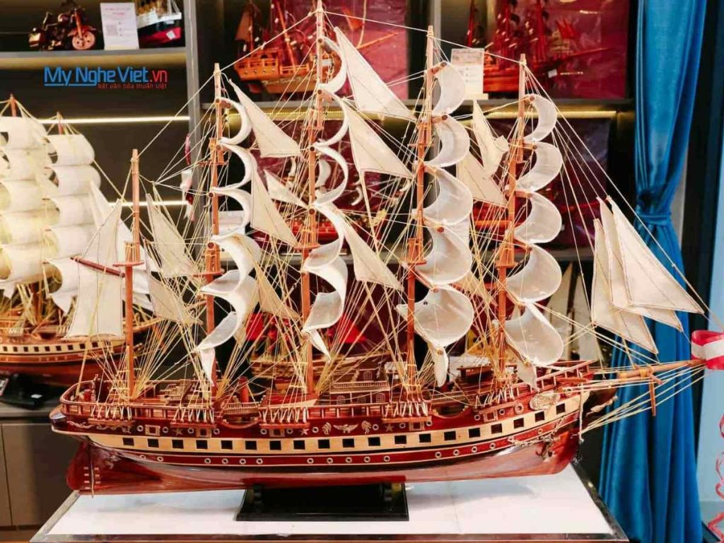 Mô hình tàu thuyền France II