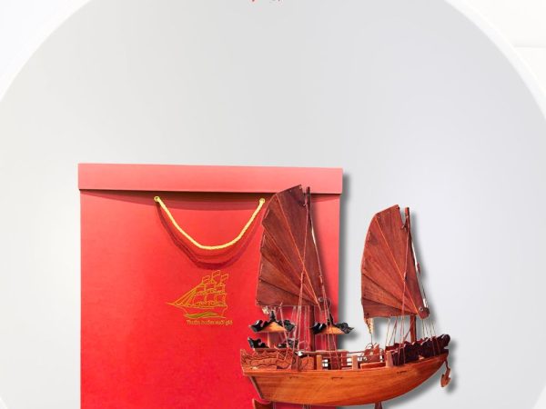 Ha Long Wooden Boat Model with Red Paper Gift Box