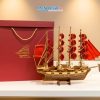 Mô hình thuyền buồm phong thủy France II Và Hộp Ép Kim Cao Cấp