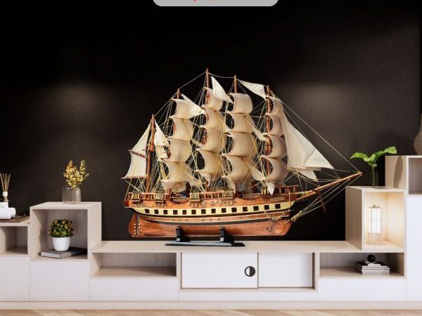 France II Ship Model with Red Gift Box SGTB026