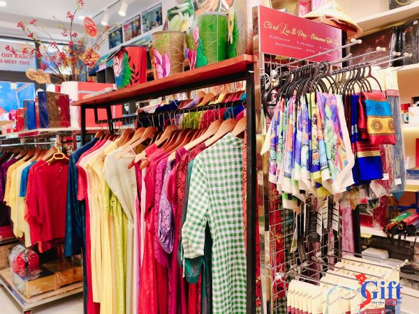 Showroom lụa SGift
