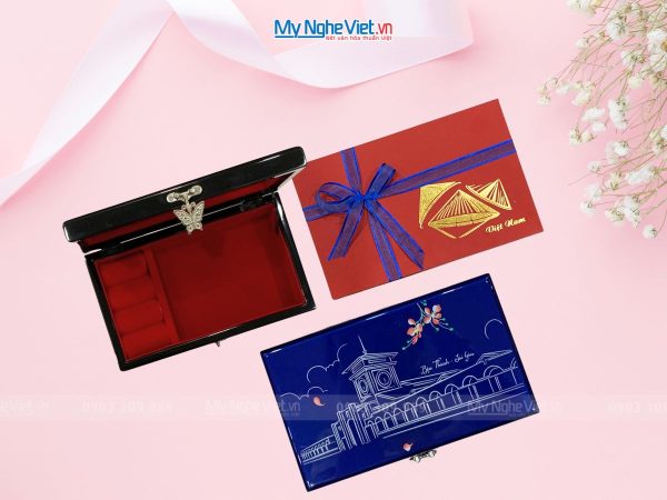 Hộp trang sức vẽ chợ Bến Thành