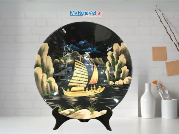 Tranh đĩa sơn mài Thuận Buồm Xuôi Gió