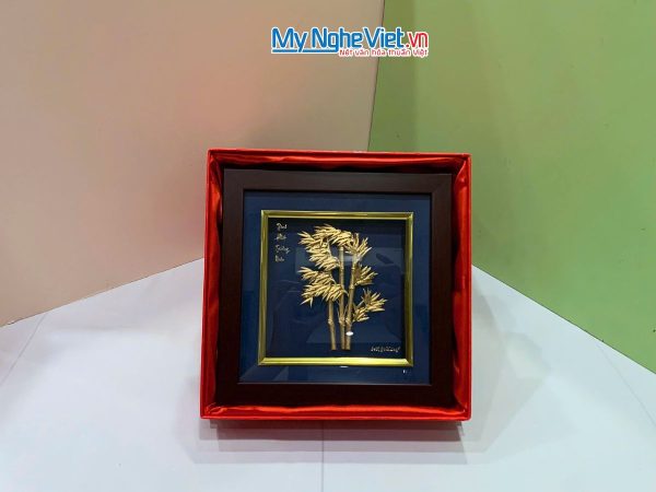Tranh Đồng Tre trúc dát vàng nền xanh