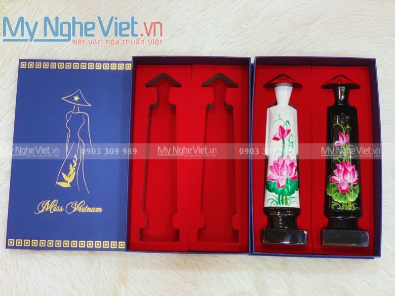 hop-co-gai-ao-dai
