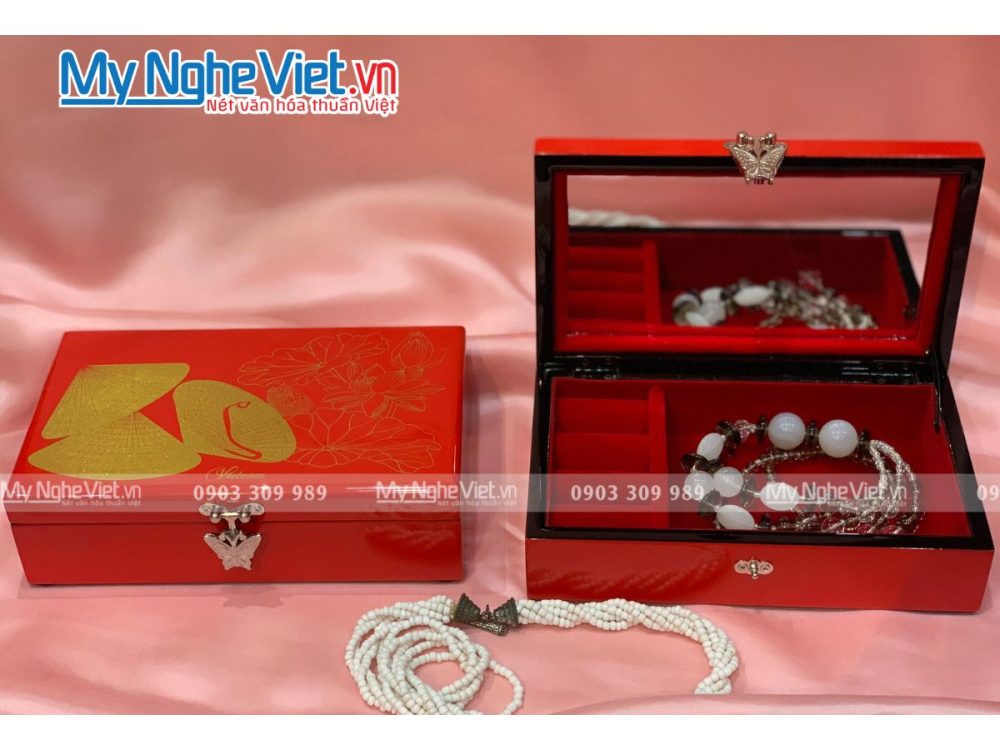 Hộp Đựng Trang Sức Sơn Mài Nón Lá Nền Đỏ
