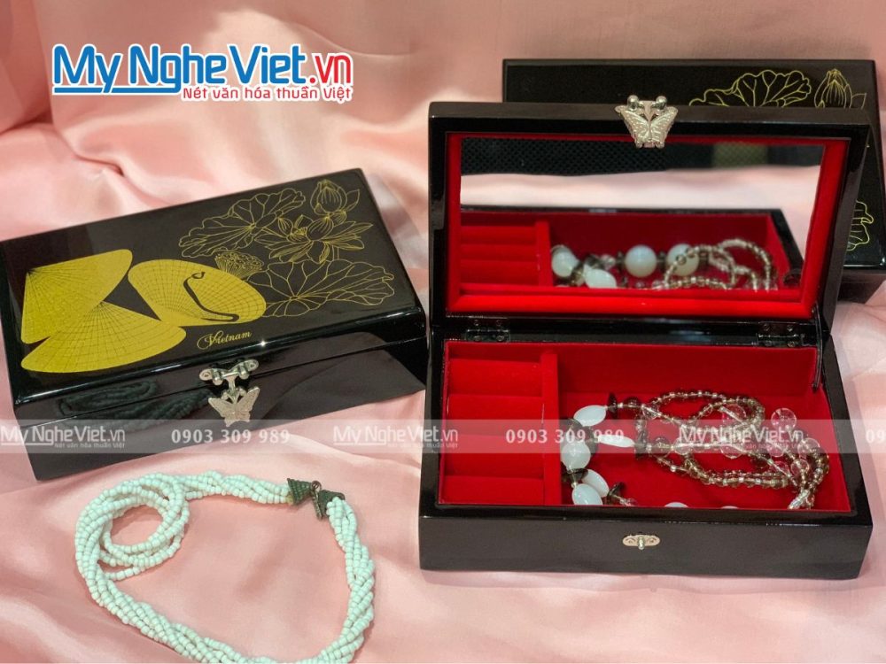 Hộp Đựng Trang Sức Sơn Mài Nón Lá Nền Đen
