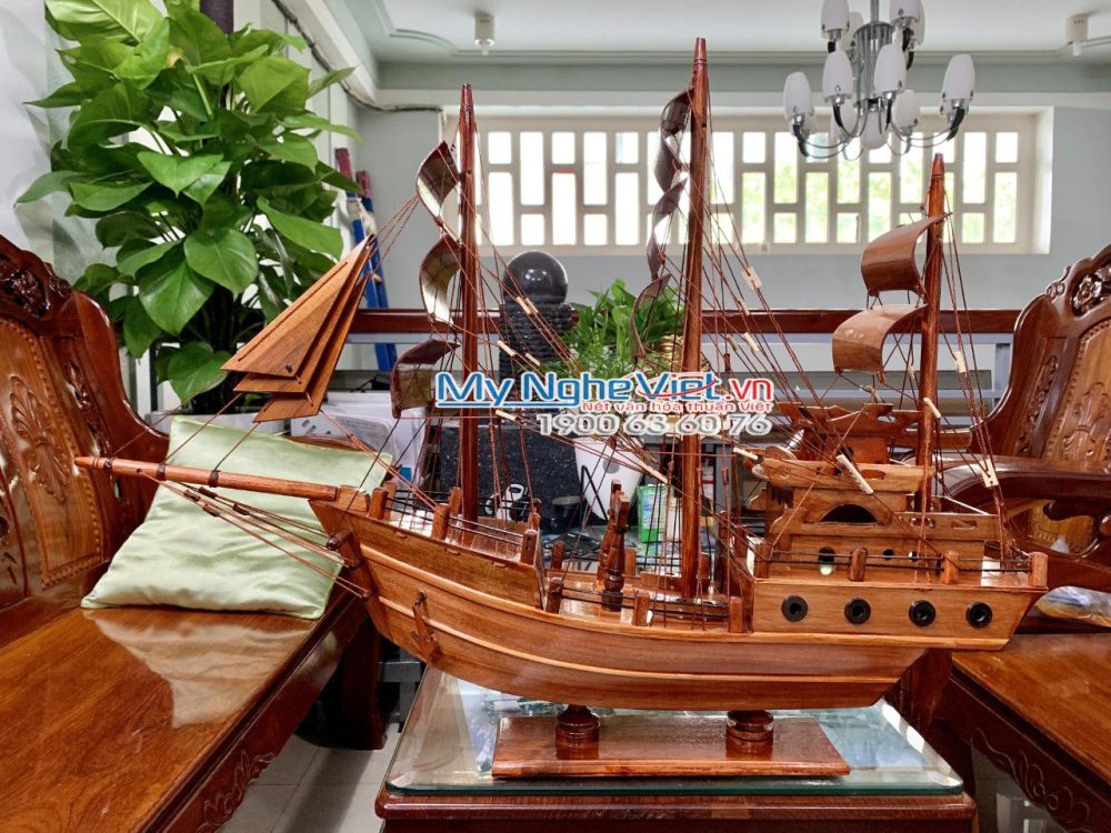 Mô Hình Thuyền Buồm Gỗ Thái Lan gỗ tràm (Thân 80cm)
