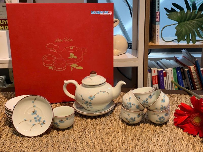 Bình trà Bát Tràng men kem vẽ đào xanh MNV-HBT1223.5 - Ảnh 8
