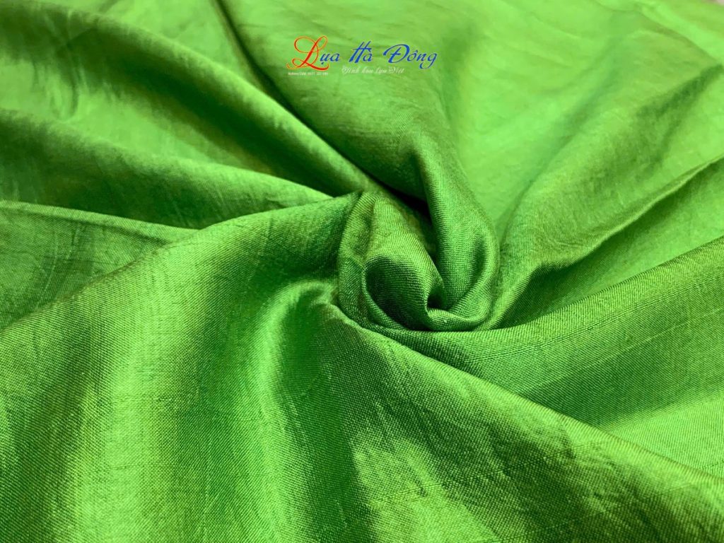 Khăn lụa tơ tằm màu xanh lá MNV-KLNC87180/9