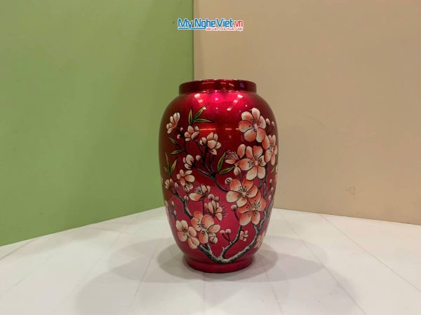 Lọ hoa sơn mài hoa đào đắp nổi phù điêu
