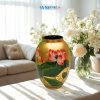 Lọ hoa sơn mài hoa sen đắp nổi phù điêu