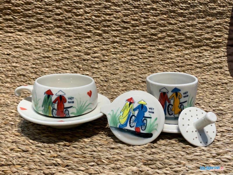 Phin cà phê thấp vẽ 2 cô gái CFVH004.4-1