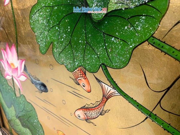 Tranh Sơn Mài Hoa Sen Dát Bạc Đắp Nổi